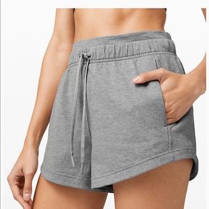 Inner Glow Short 3”